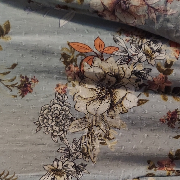 Floral Charlotte Russe Dress - Picture 5 of 5